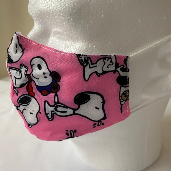 SNOOPY | FACE MASK | ADULT SIZE - Picture 5 of 6